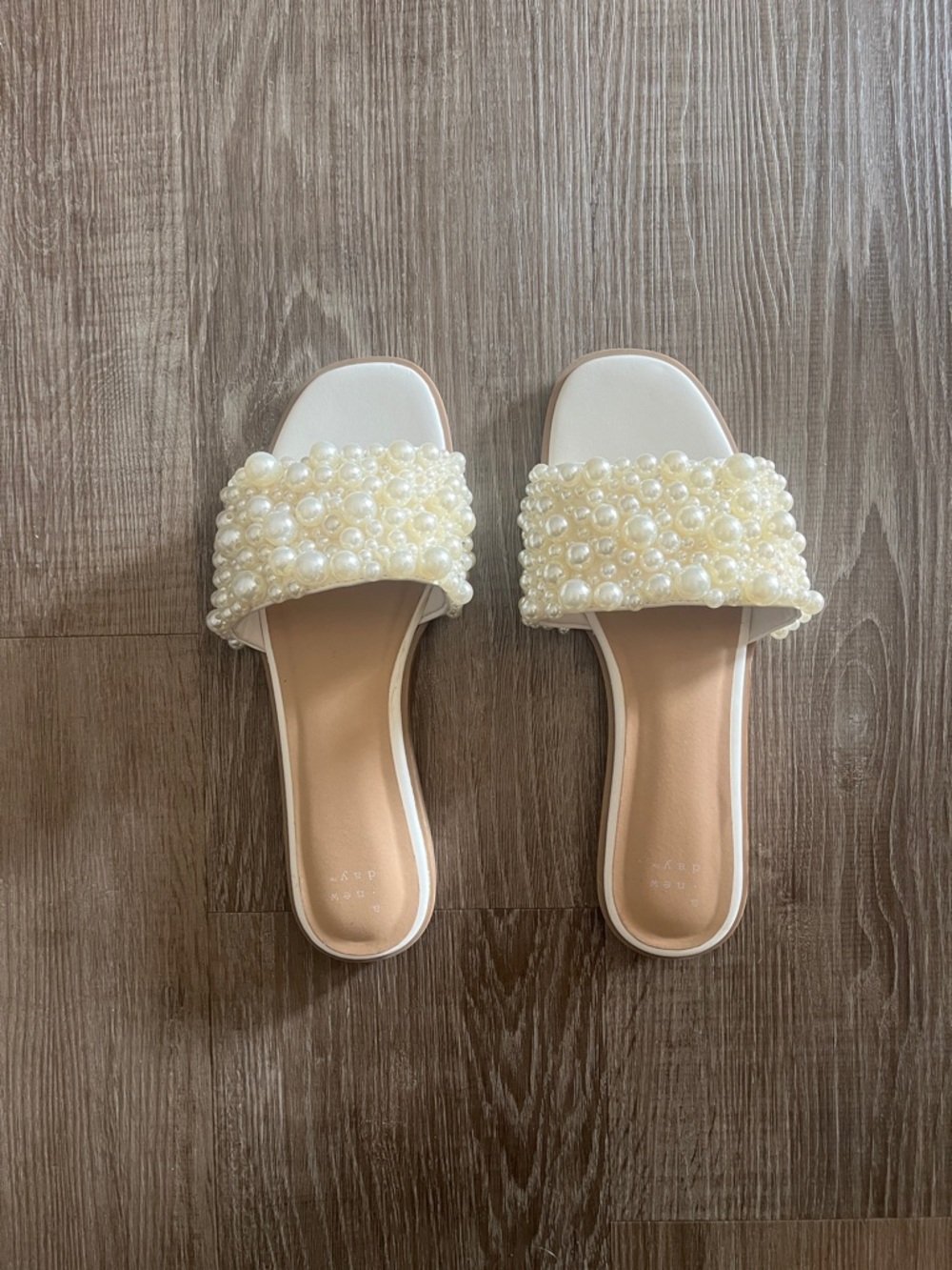 Pearl-Embellished Cream Slide Sandals - Women